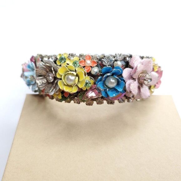 3D Floral Bangle Cuff Bracelet Rhinestones Cottagecore Flower Blue Pink Yellow - Picture 6 of 13